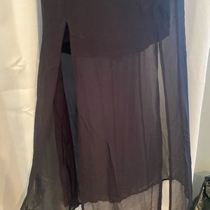 Long maxi dress w sheer bottom/split leg